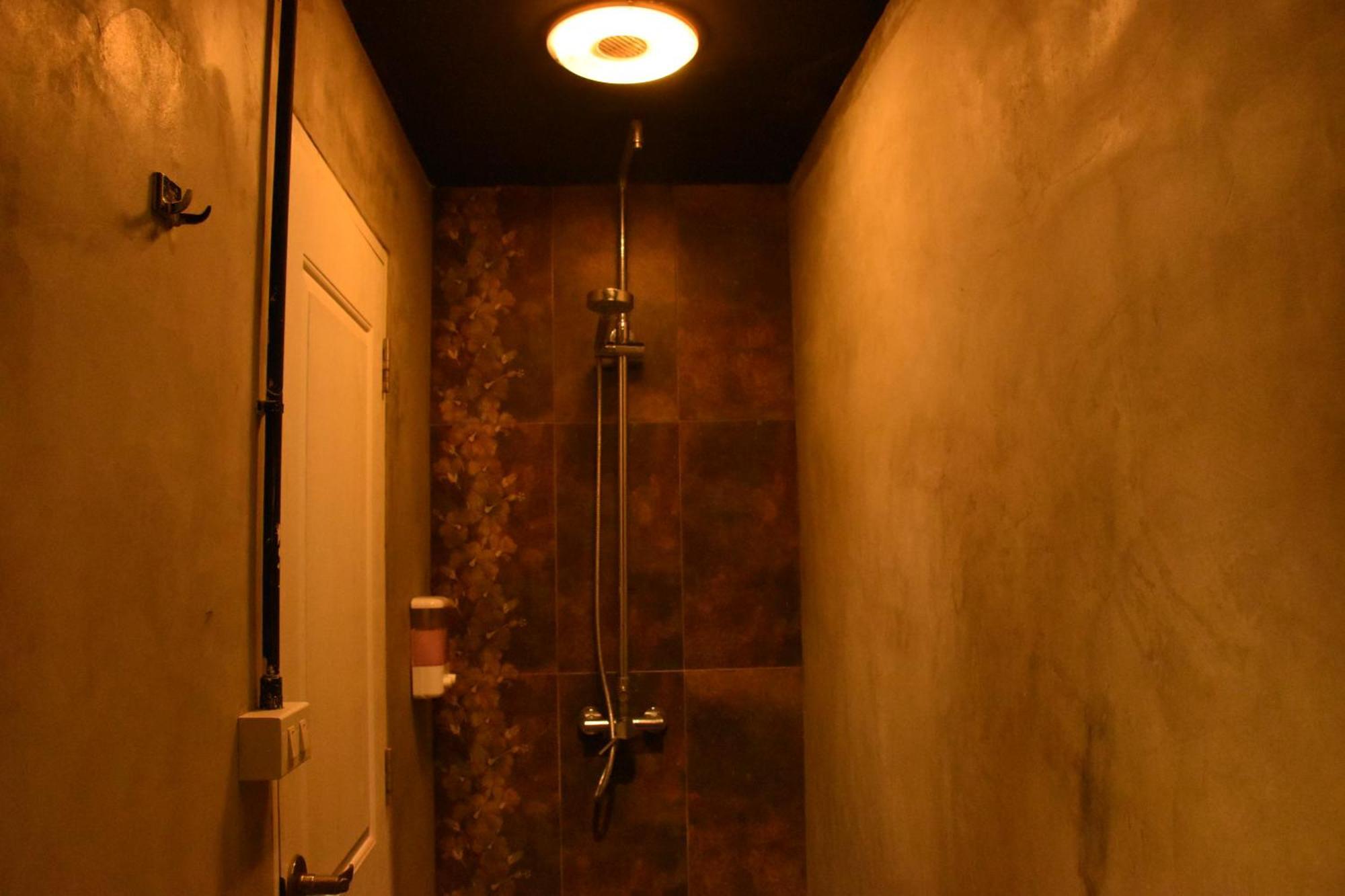 Stay At Pan Hostel Bangkok Exterior photo